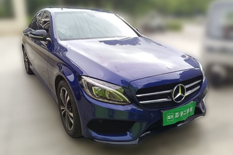 Used Mercedes-Benz C-Class 2018 C 200 Sport Edition Front Right 45 Deg
