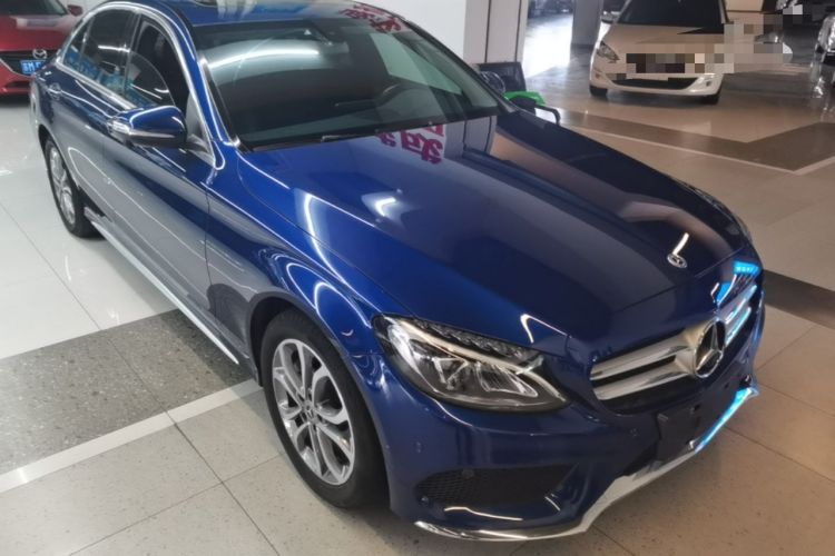 Used Mercedes-Benz C-Class 2018 C 180 L Fashion Edition Sport Version Front Right 45 Deg