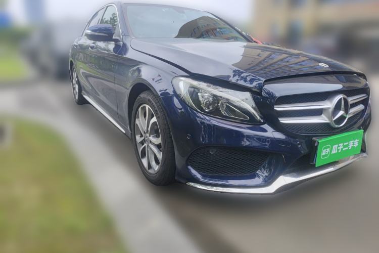 Used Mercedes-Benz C-Class 2018 C 180 L Fashion Edition Sport Version Front Right 45 Deg