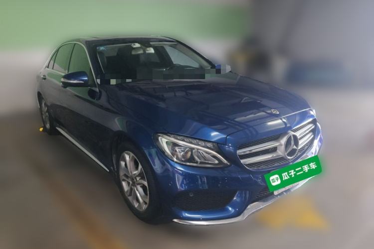 Used Mercedes-Benz C-Class 2018 C 180 L Fashion Edition Sport Version Front Right 45 Deg