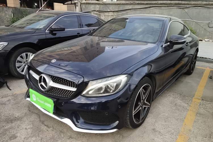 Used Mercedes-Benz C-Class 2018 C 200 Coupe Guazi used car, China used car export, Used car for sale, Used Mercedes-Benz cars, Cheapest cars for sale