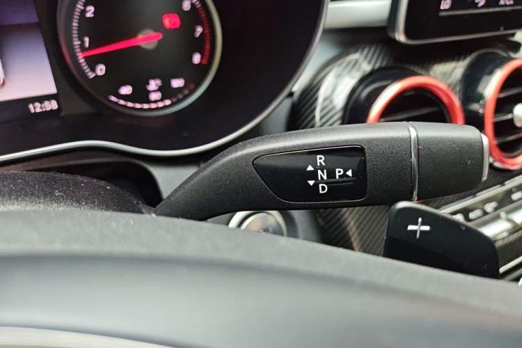 Used Mercedes-Benz C-Class 2018 C 200 L Sport Edition Gear Lever
