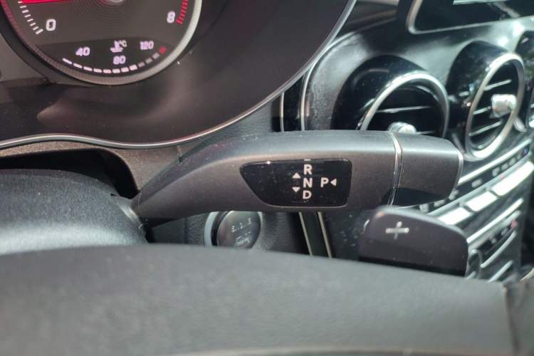 Used Mercedes-Benz C-Class 2018 C 200 L Sport Edition Gear Lever