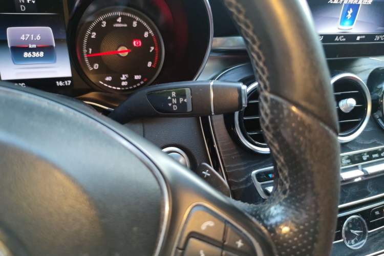 Used Mercedes-Benz C-Class 2018 C 200 L Sport Edition Gear Lever