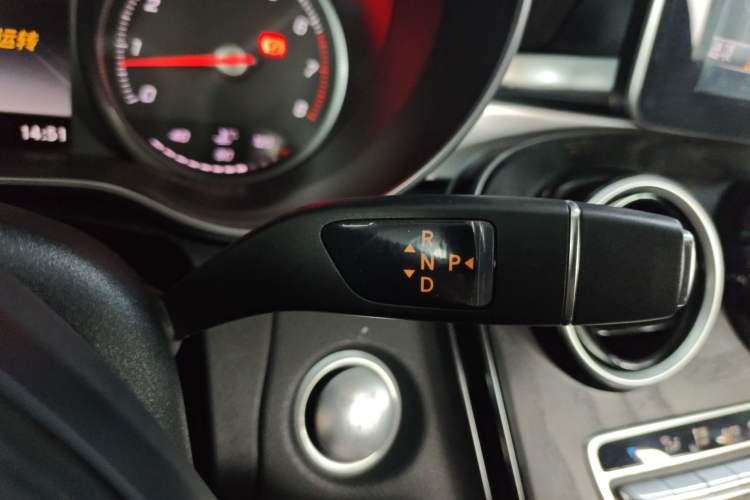 Used Mercedes-Benz C-Class 2018 C 200 L Sport Edition Gear Lever