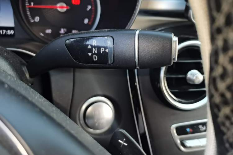 Used Mercedes-Benz C-Class 2018 C 200 L Sport Edition Gear Lever
