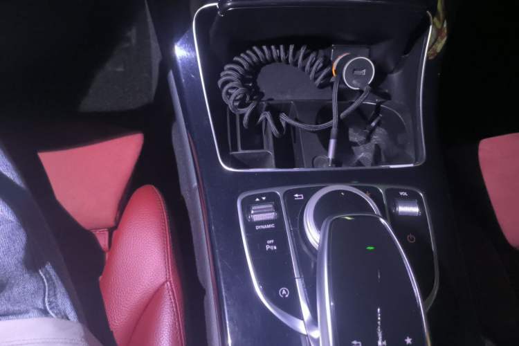 Used Mercedes-Benz C-Class 2018 C 200 Sport Edition Gear Lever