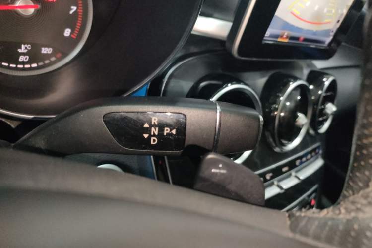 Used Mercedes-Benz C-Class 2018 C 200 L Sport Edition Gear Lever