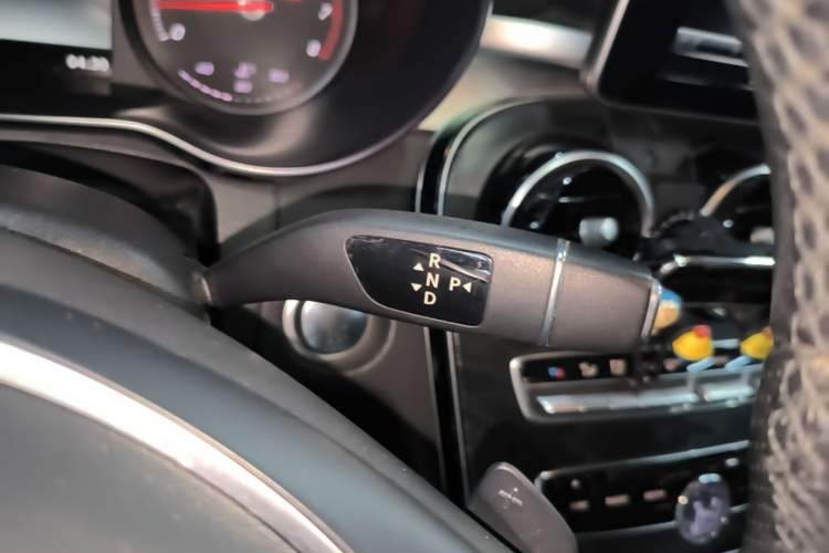 Used Mercedes-Benz C-Class 2018 C 200 L Sport Edition Gear Lever