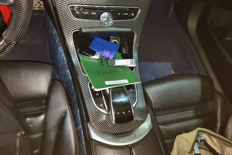 Used Mercedes-Benz C-Class 2018 C 200 L Gear Lever