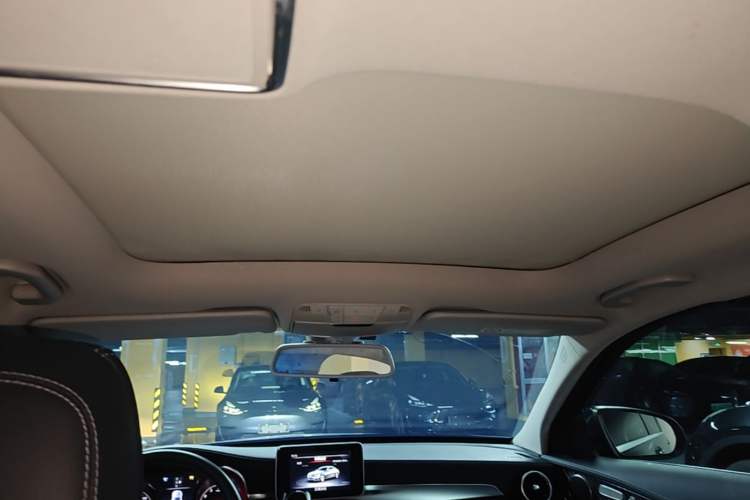Used Mercedes-Benz C-Class 2018 C 200 L Sport Edition Headliner