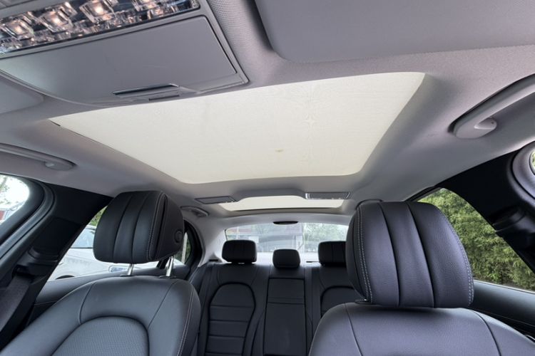 Used Mercedes-Benz C-Class 2018 C 200 L Sport Edition Headliner