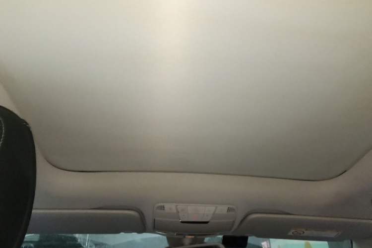 Used Mercedes-Benz C-Class 2018 C 200 L Sport Edition Headliner