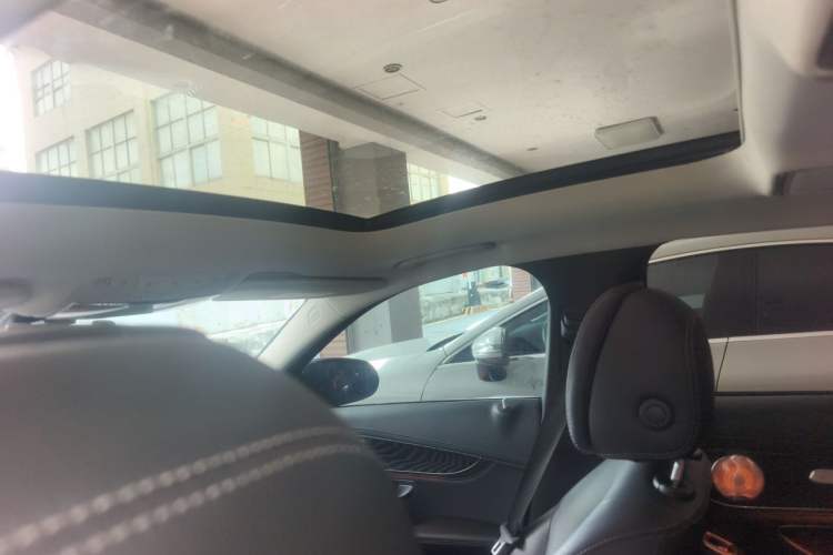 Used Mercedes-Benz C-Class 2018 C 200 L Sport Edition Headliner