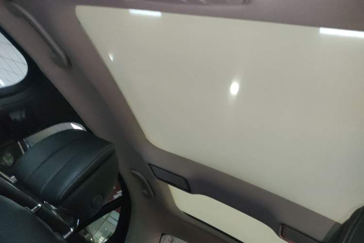 Used Mercedes-Benz C-Class 2018 C 200 L Sport Edition Headliner