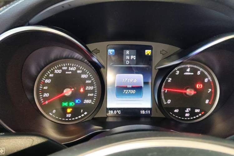 Used Mercedes-Benz C-Class 2018 C 180 L Fashion Edition Sport Version Instrument Cluster