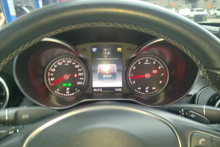 Used Mercedes-Benz C-Class 2018 C 200 L Sport Edition Achievement Special Edition Instrument Cluster