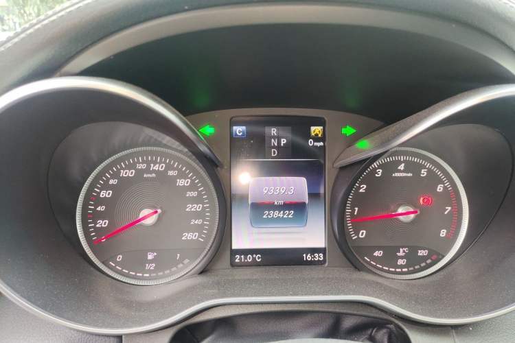 Used Mercedes-Benz C-Class 2018 C 180 L Fashion Edition Sport Version Instrument Cluster