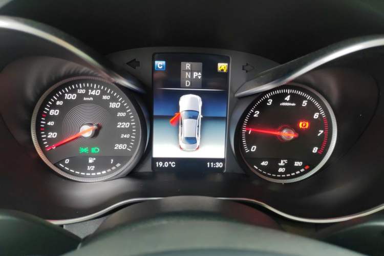 Used Mercedes-Benz C-Class 2018 C 200 L Sport Edition Achievement Special Edition Instrument Cluster