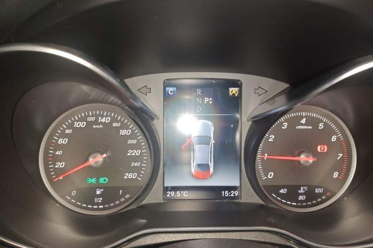 Used Mercedes-Benz C-Class 2018 C 180 L Fashion Edition Sport Version Instrument Cluster