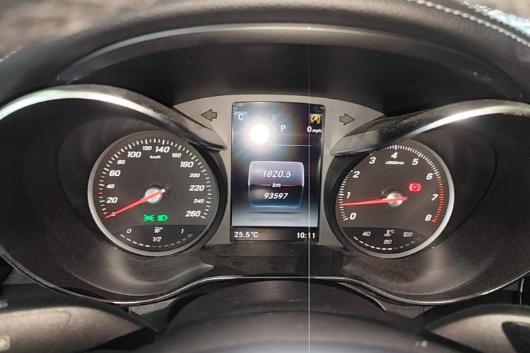 Used Mercedes-Benz C-Class 2018 C 200 L Sport Edition Instrument Cluster