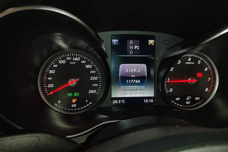 Used Mercedes-Benz C-Class 2018 C 180 L Fashion Edition Sport Version Instrument Cluster