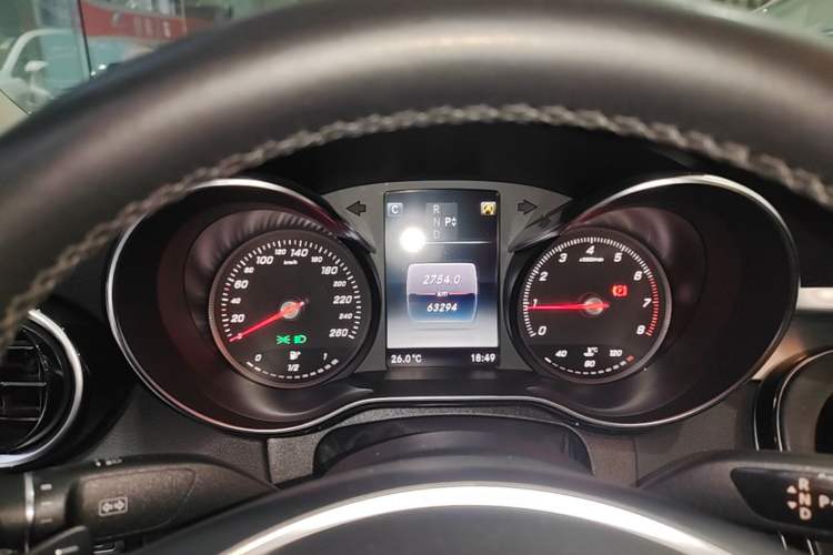 Used Mercedes-Benz C-Class 2018 C 200 L Sport Edition Achievement Special Edition Instrument Cluster