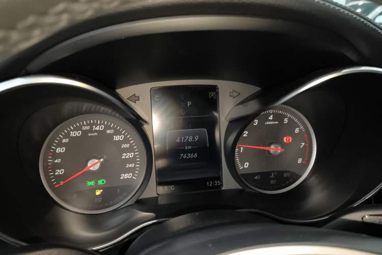 Used Mercedes-Benz C-Class 2018 C 200 L Sport Edition Instrument Cluster