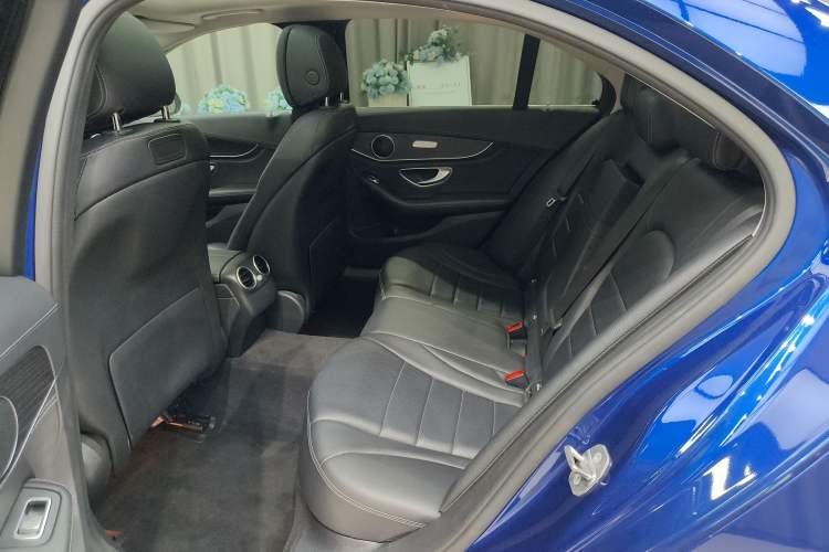 Used Mercedes-Benz C-Class 2018 C 200 L Sport Edition Interior 2
