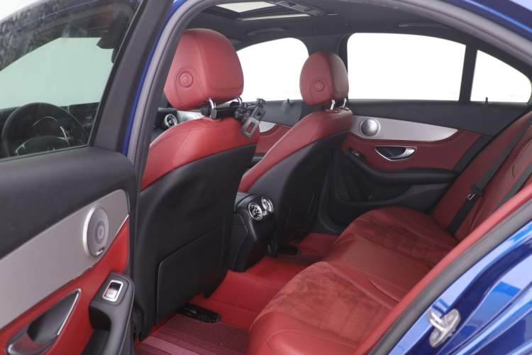 Used Mercedes-Benz C-Class 2018 C 200 Sport Edition Interior 2