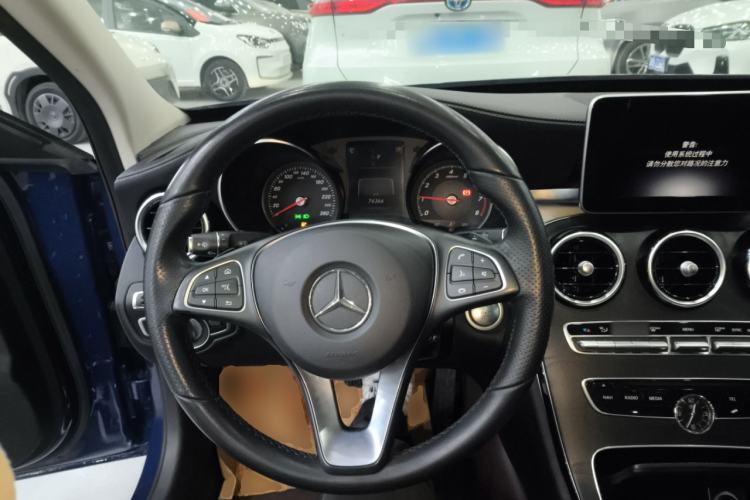 Used Mercedes-Benz C-Class 2018 C 200 L Sport Edition Interior 2