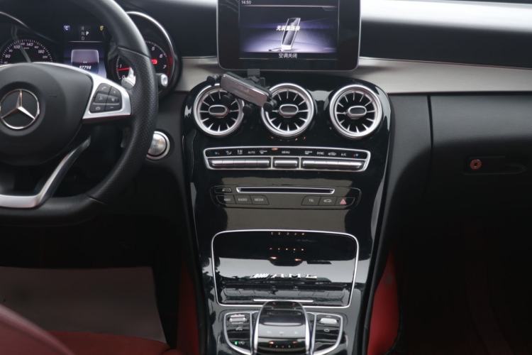 Used Mercedes-Benz C-Class 2018 C 200 Sport Edition Interior 3