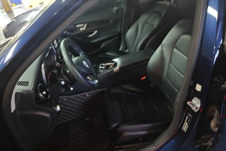 Used Mercedes-Benz C-Class 2018 C 200 L Sport Edition Left Front Seat
