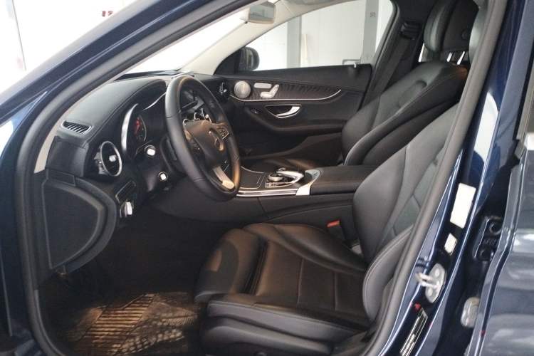 Used Mercedes-Benz C-Class 2018 C 200 L Sport Edition Left Front Seat