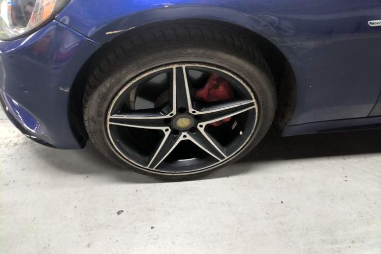 Used Mercedes-Benz C-Class 2018 C 200 Achievement Special Edition Left Front Wheel Hub