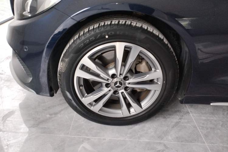 Used Mercedes-Benz C-Class 2018 C 200 L Sport Edition Left Front Wheel Hub