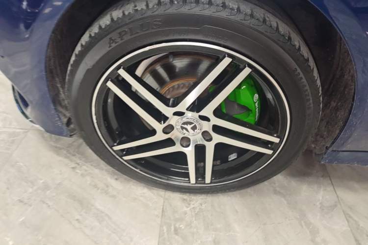Used Mercedes-Benz C-Class 2018 C 200 L Sport Edition Achievement Special Edition Left Front Wheel Hub