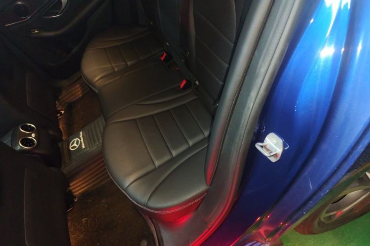 Used Mercedes-Benz C-Class 2018 C 180 L Fashion Edition Sport Version Left Rear Seat