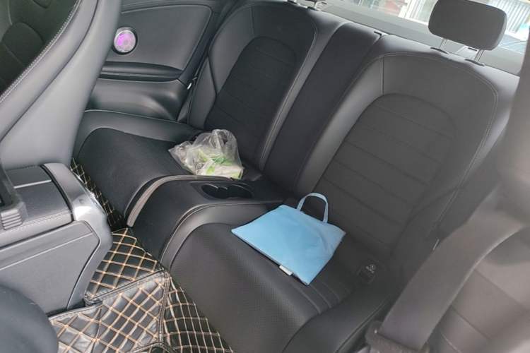 Used Mercedes-Benz C-Class 2018 C 200 4MATIC Coupe Left Rear Seat