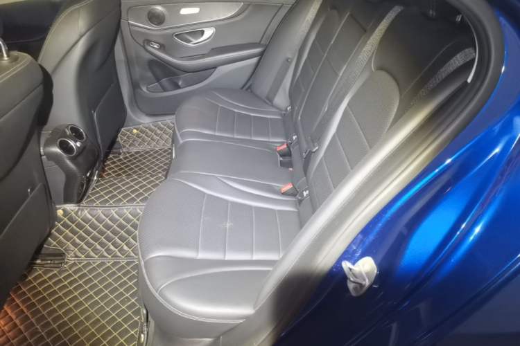 Used Mercedes-Benz C-Class 2018 C 180 L Fashion Edition Sport Version Left Rear Seat