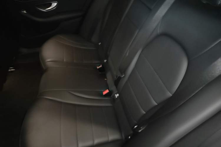 Used Mercedes-Benz C-Class 2018 C 180 L Fashion Edition Sport Version Left Rear Seat