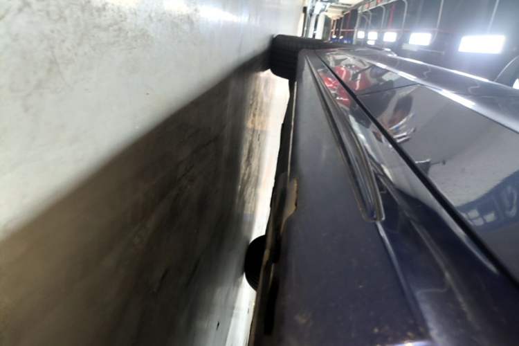 Used Mercedes-Benz C-Class 2018 C 200 Achievement Special Edition Left Side Sill