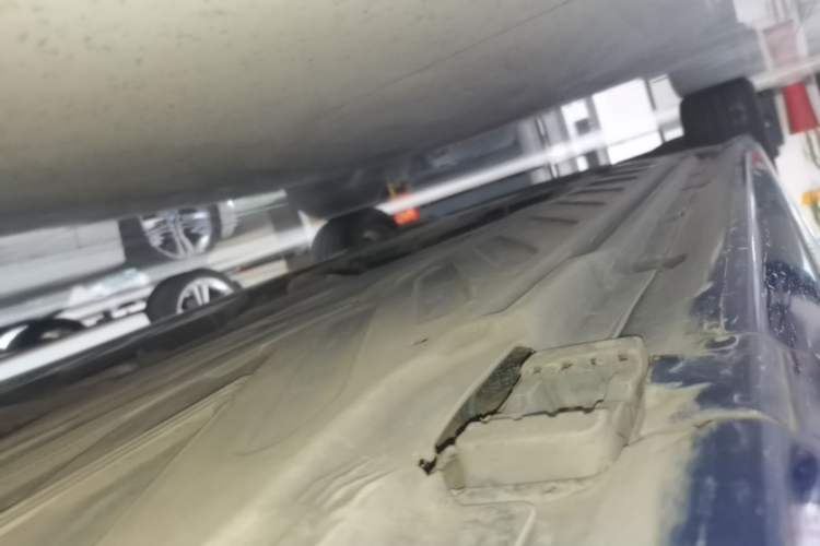 Used Mercedes-Benz C-Class 2018 C 180 L Fashion Edition Sport Version Left Side Sill