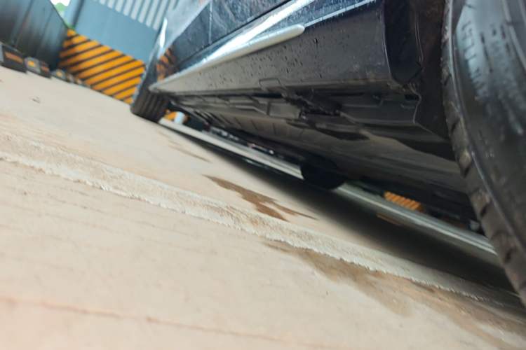 Used Mercedes-Benz C-Class 2018 C 200 L Sport Edition Left Side Sill