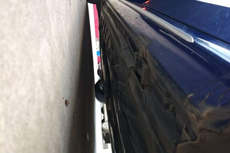 Used Mercedes-Benz C-Class 2018 C 200 L Sport Edition Achievement Special Edition Left Side Sill