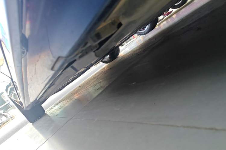 Used Mercedes-Benz C-Class 2018 C 200 L Sport Edition Achievement Special Edition Left Side Sill