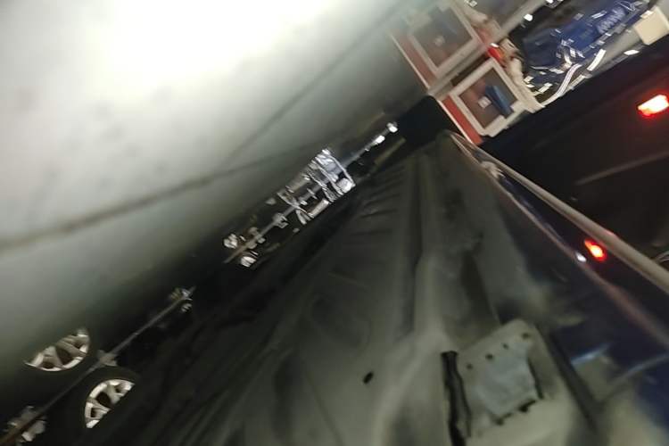 Used Mercedes-Benz C-Class 2018 C 180 L Fashion Edition Sport Version Left Side Sill