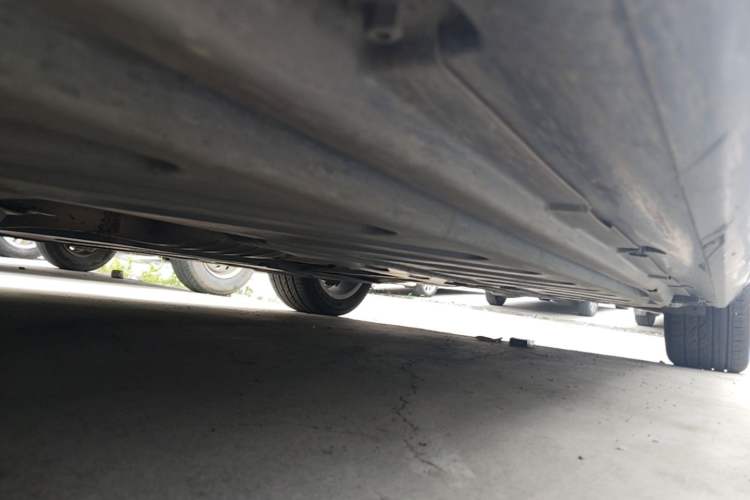 Used Mercedes-Benz C-Class 2018 C 200 L Sport Edition Left Side Sill