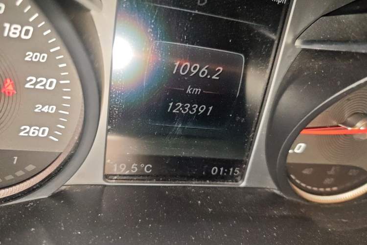 Used Mercedes-Benz C-Class 2018 C 200 L Odometer Close Up