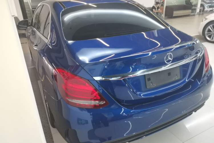 Used Mercedes-Benz C-Class 2018 C 180 L Fashion Edition Sport Version Rear Left 45 Deg
